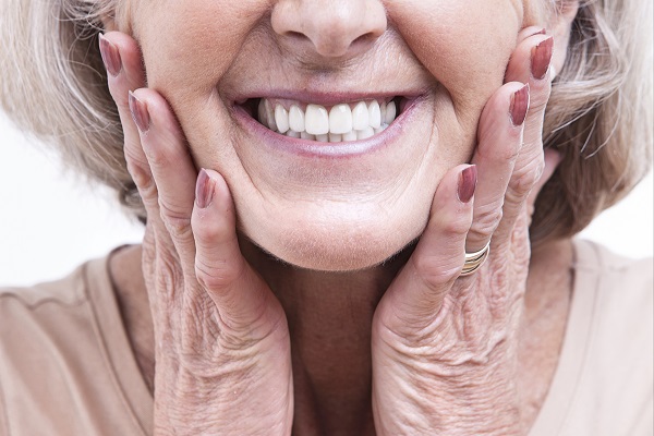 How A Cosmetic Dentist Can Give Your Smile A Makeover
